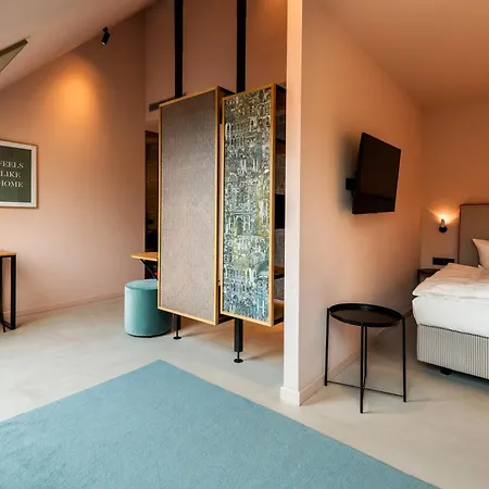 Miano By Limehome 3*