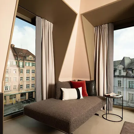 Hotel Miano & Bar 3*