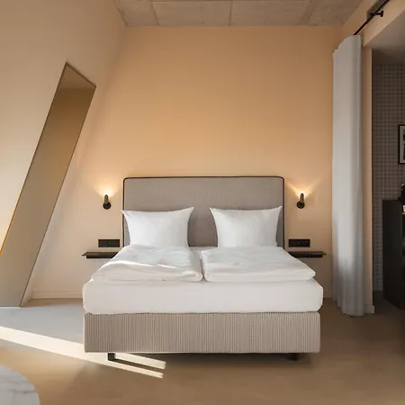 Hotel Miano By Limehome München