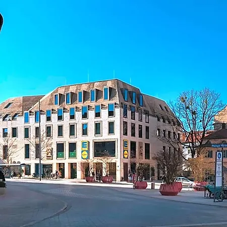 Miano By Limehome Szálloda 3*