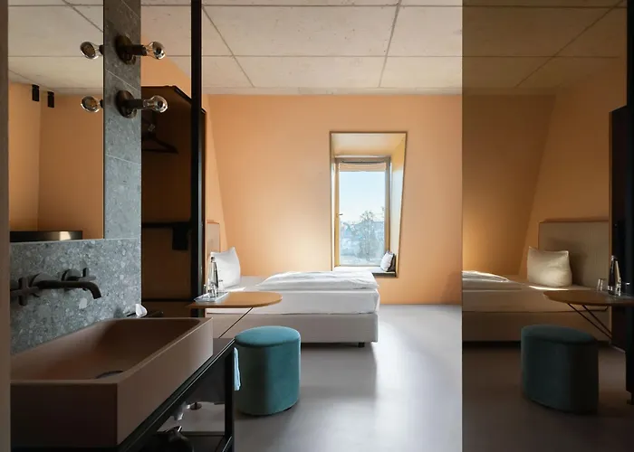 Miano By Limehome 3*